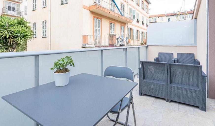 Studio Cozy Avec Terrasse N12 Nizza Exterior foto